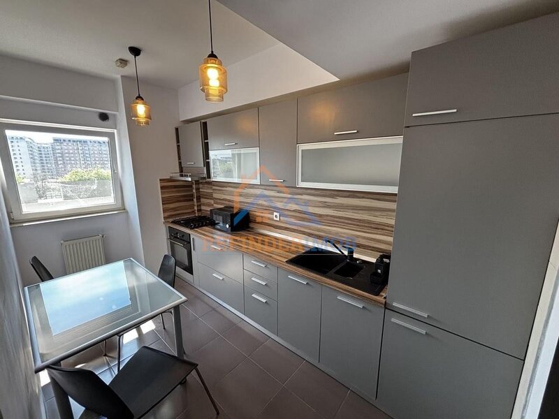 Carol, 2 camere duplex, 90 mp