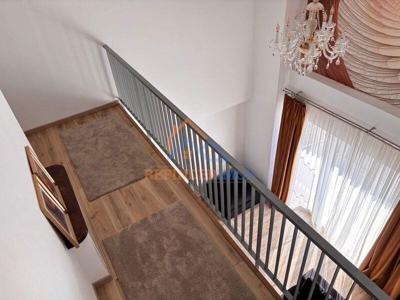 Carol, 2 camere duplex, 90 mp
